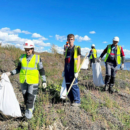 Шахтерск, озеро Проточное, 99.09.2022