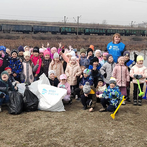 г. Артем, озеро Карасиное, 13.04.2023