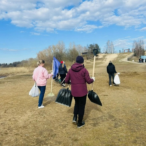 г.Кировск, берег р.Нева, 13.04.2026